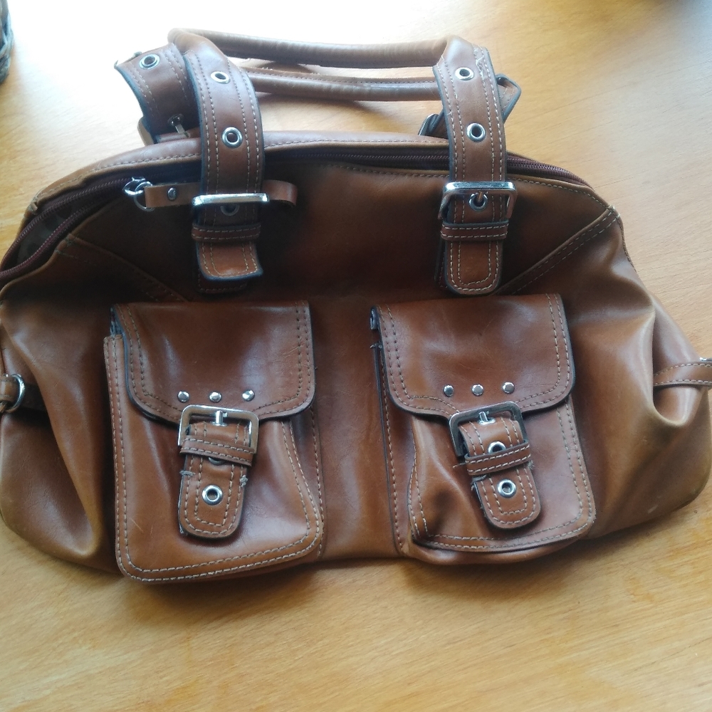 Mondani New York Women's saddle leather bag